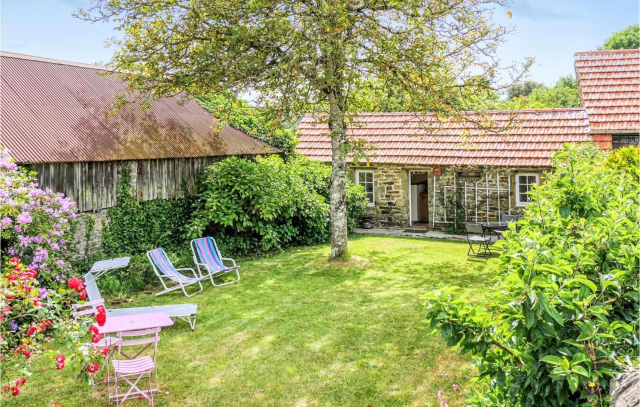 Stunning Home In Quettehou With Wifi Exteriér fotografie