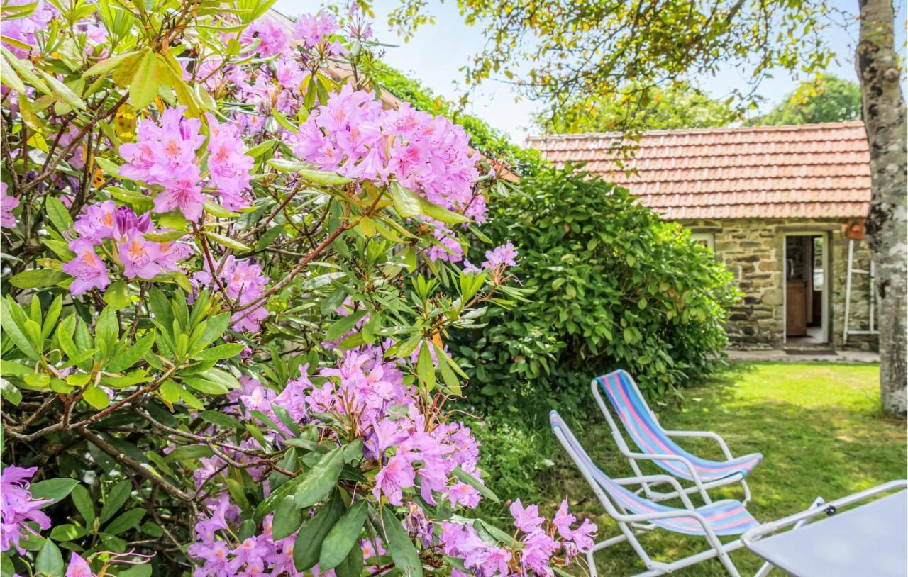 Stunning Home In Quettehou With Wifi Exteriér fotografie